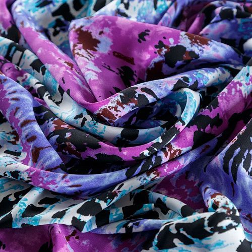 Креп К05-338 молочный принтованный