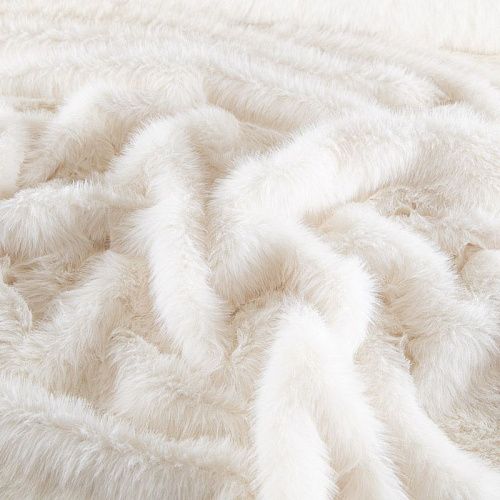 Мех искусственный 037-15249 молочный однотонный