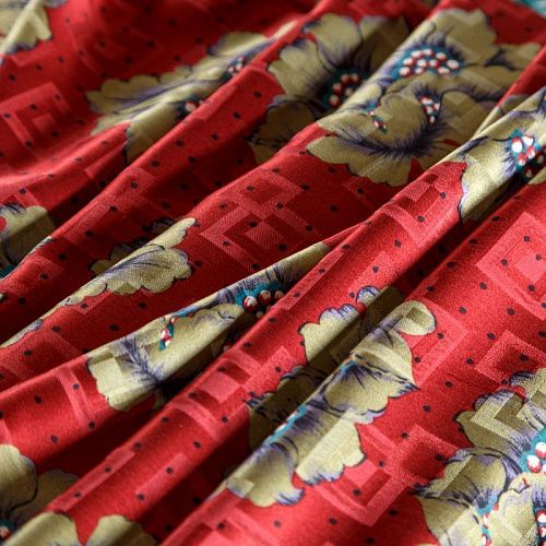 Шелк натуральный К15-114 вишневый жаккардовый