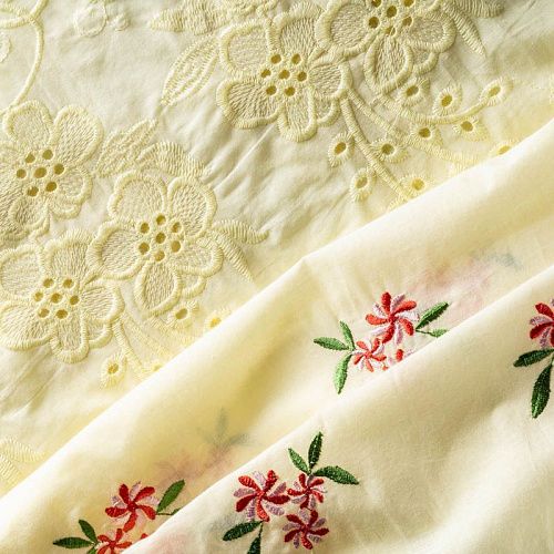 Шитье К33-227 банановый с вышивкой