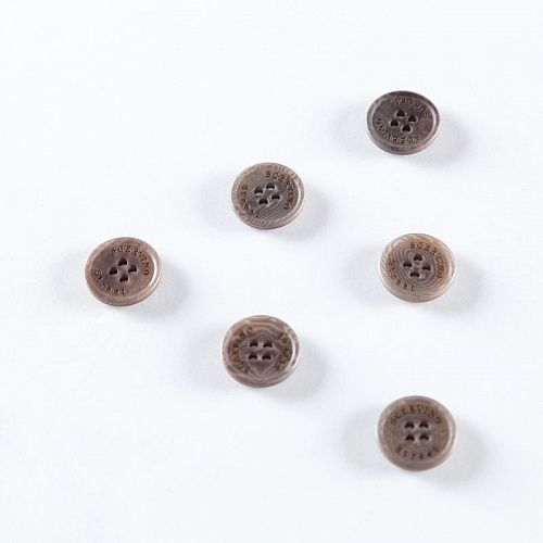 Пуговица с проколами 15 мм пластик 496804 темно-коричневый 