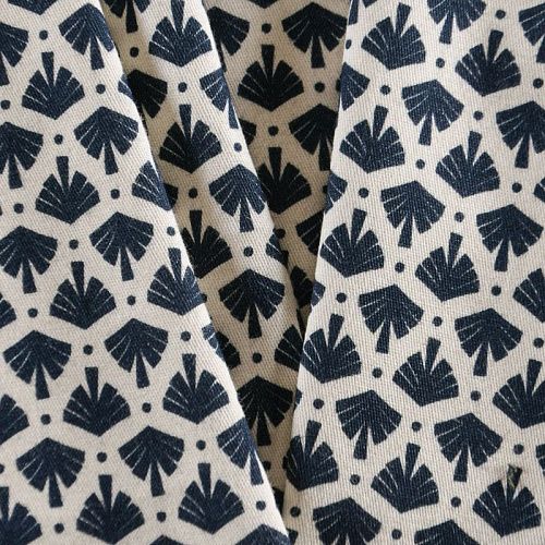 Коттон стрейч 063-12069 молочный принтованный