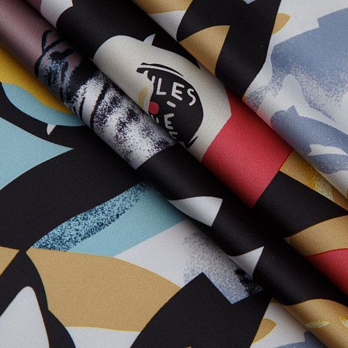 Шелк синтетический стрейч 065-17787 черный принтованный