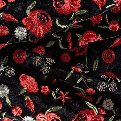 Бархат с вышивкой 002-04257 черный