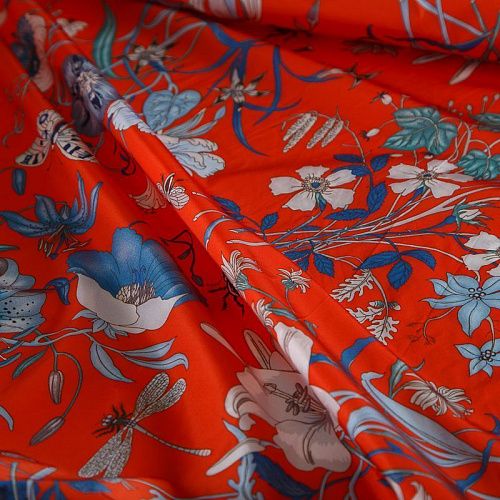 Ткань плащевая Gucci 042-19107 красный принтованный