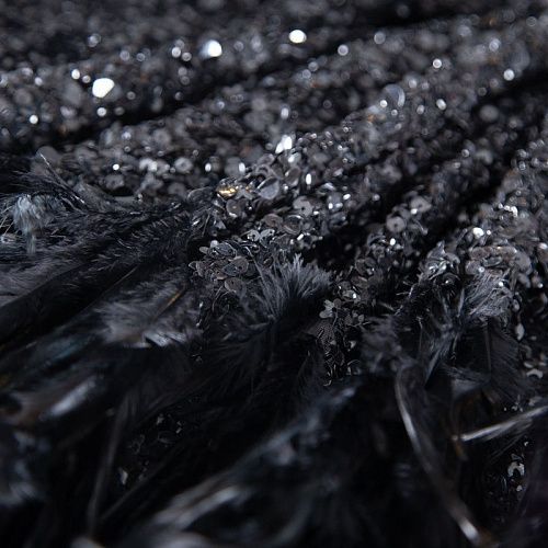 Сетка с пайетками и пером 050-19782 черный
