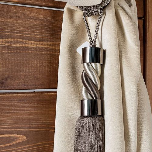 Кисть L73см 102-TBM8005Y-2128